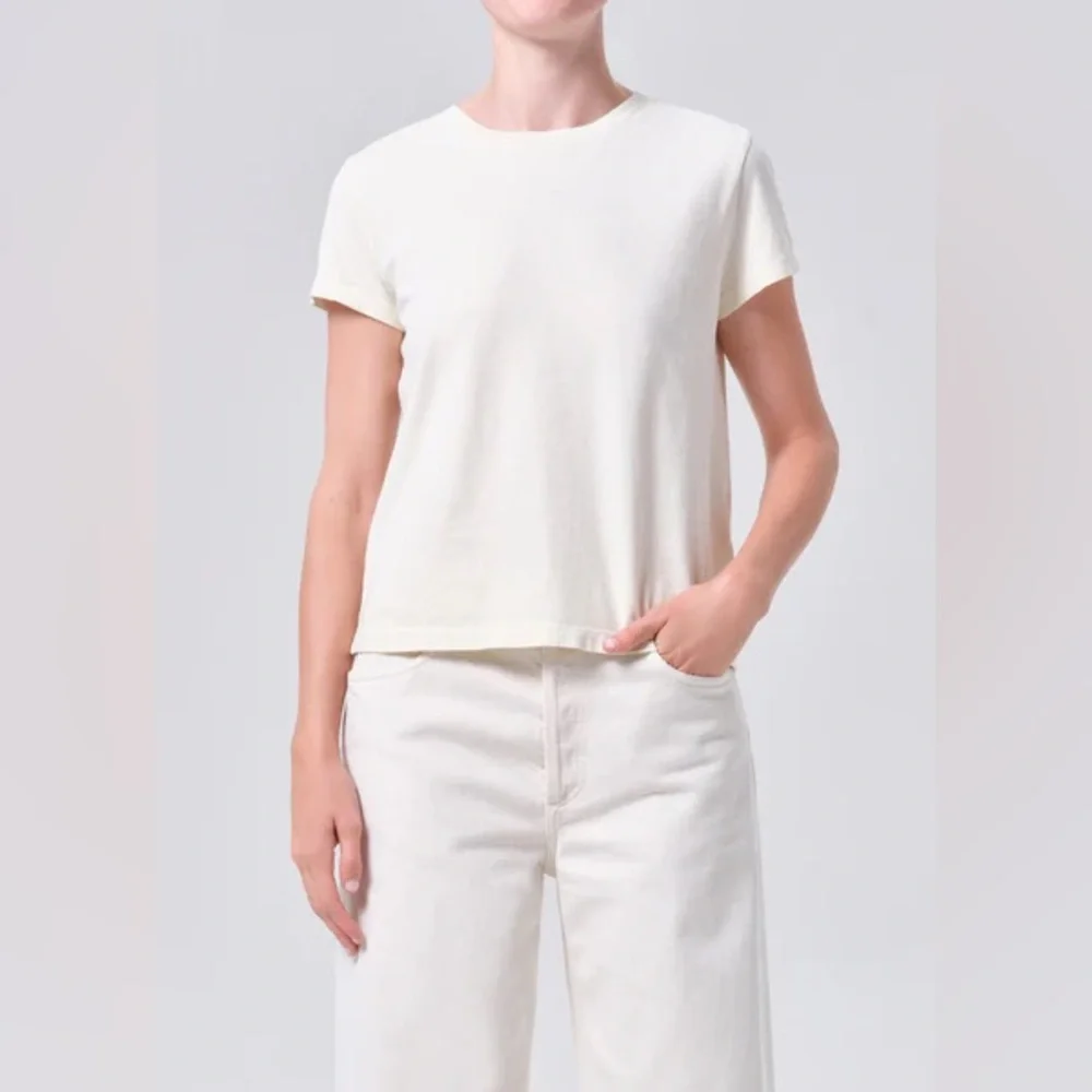 Agolde LONG LINE ADINE TEE IN BLONDE MEDIUM - Picture 1 of 5